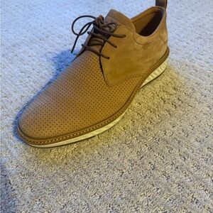 Ecco St. 1 Tan Suede Oxford Shoes with Perforated Design